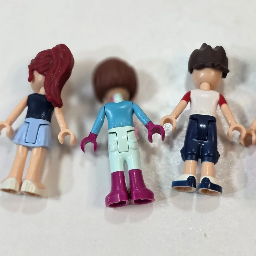 LEGO Friends Random LOT of 5 minifigures minifigs 4 girls 1 boy 2009, 2013, 2014